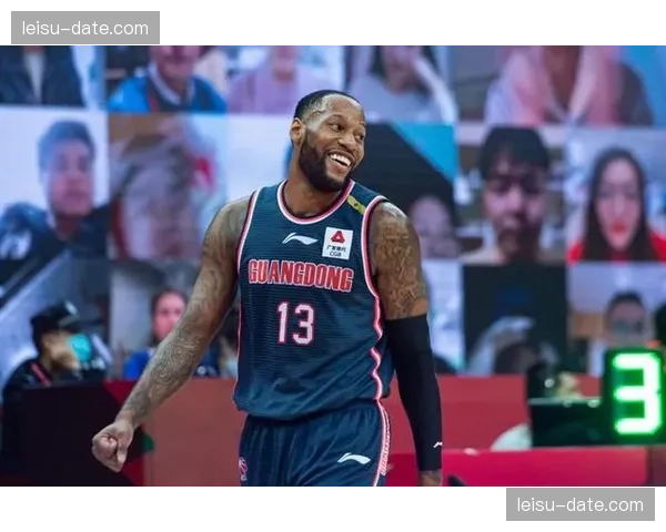 上海弗格古德温领衔后卫线 攻防两端均衡无懈可击